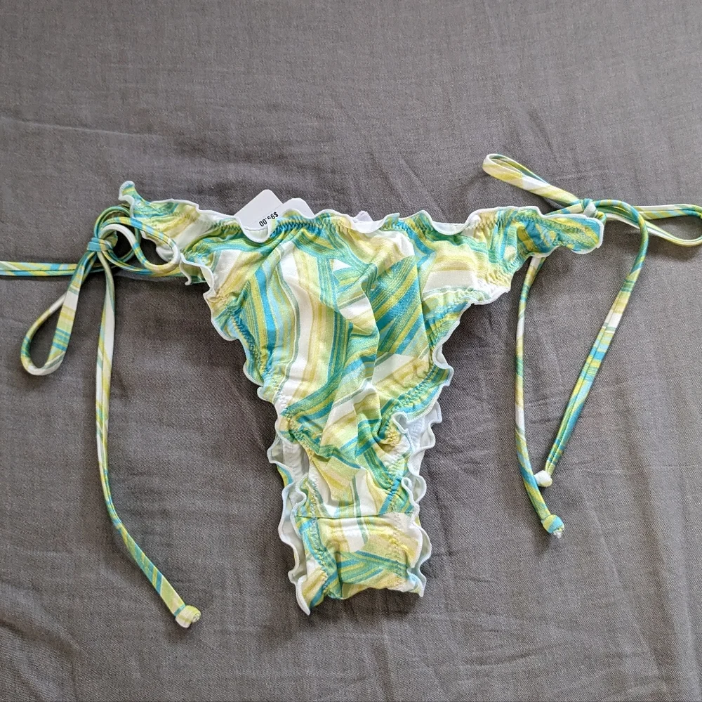 L*Space Maggie Roger Bikini Set Over the Rainbow